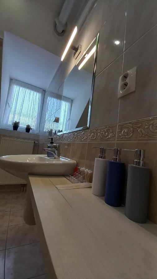 Villa Haskova With 3 Bedrooms Banska Bystrica Ngoại thất bức ảnh