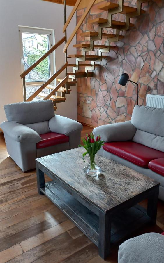 Villa Haskova With 3 Bedrooms Banska Bystrica Ngoại thất bức ảnh