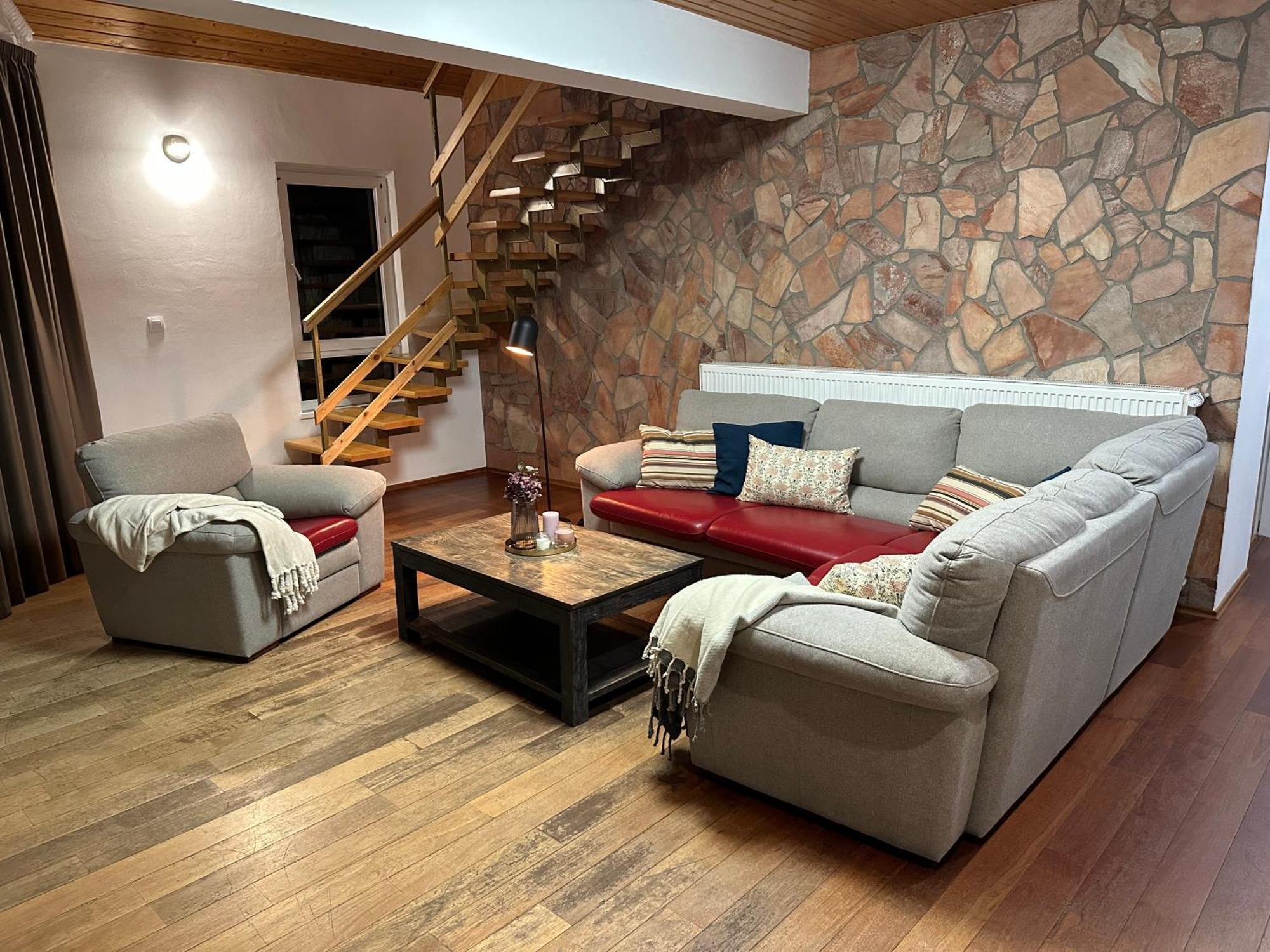 Villa Haskova With 3 Bedrooms Banska Bystrica Ngoại thất bức ảnh
