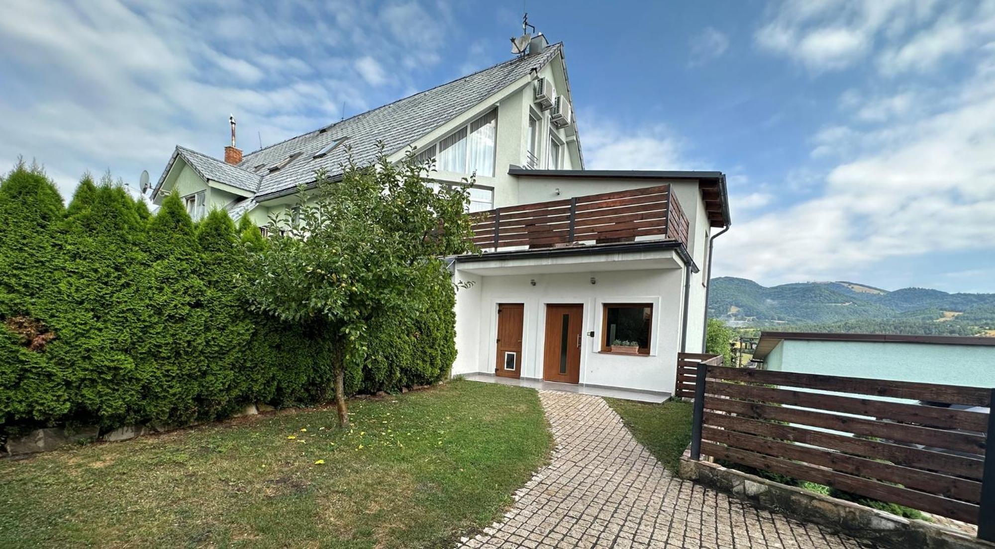 Villa Haskova With 3 Bedrooms Banska Bystrica Ngoại thất bức ảnh